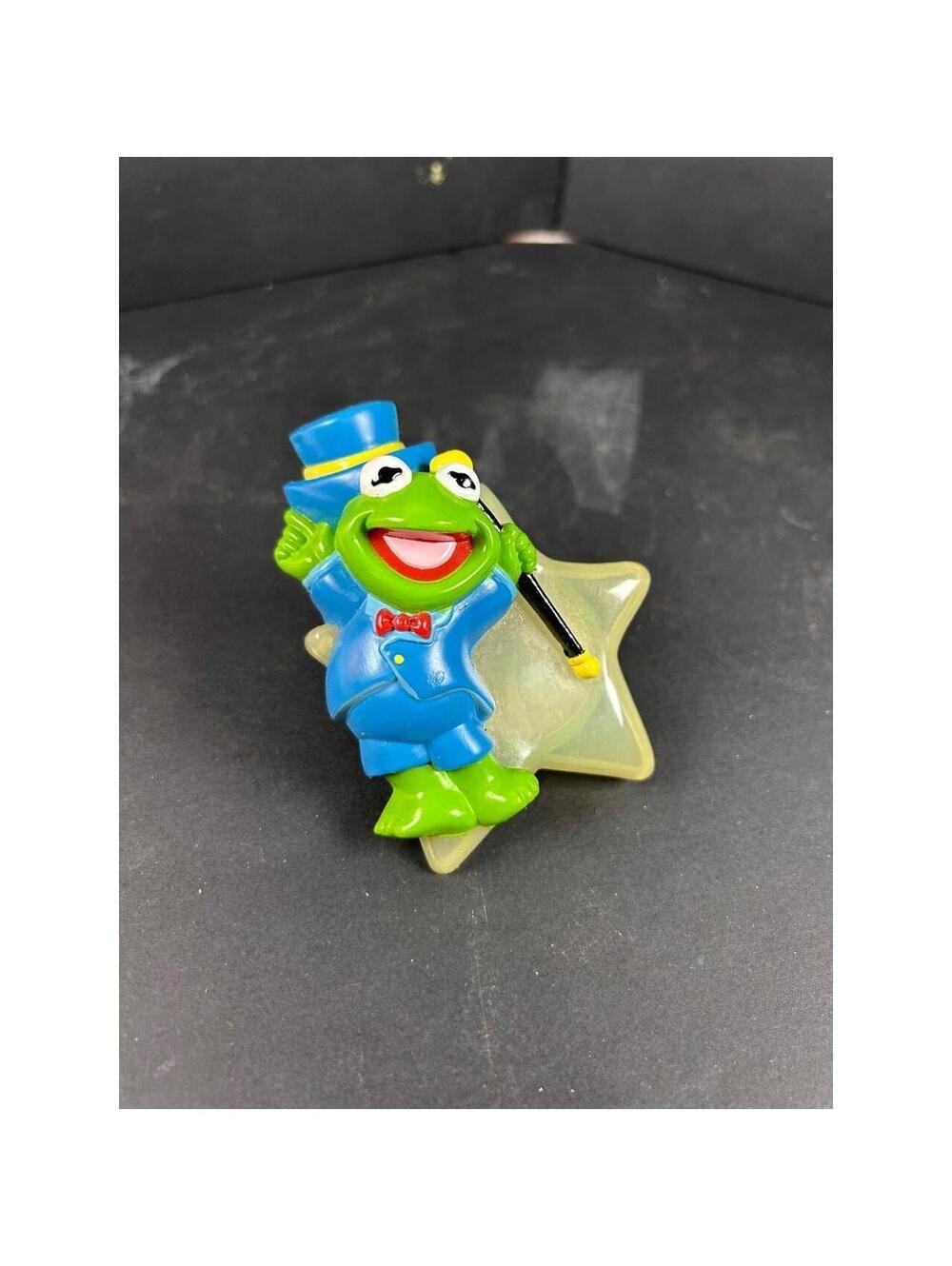 Frog figure on star base
